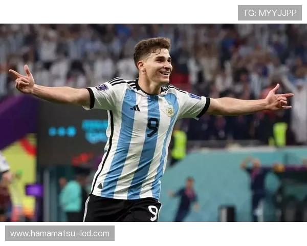 西甲精彩对决阿尔瓦雷斯圆月弯刀马竞1-2不敌西班牙人